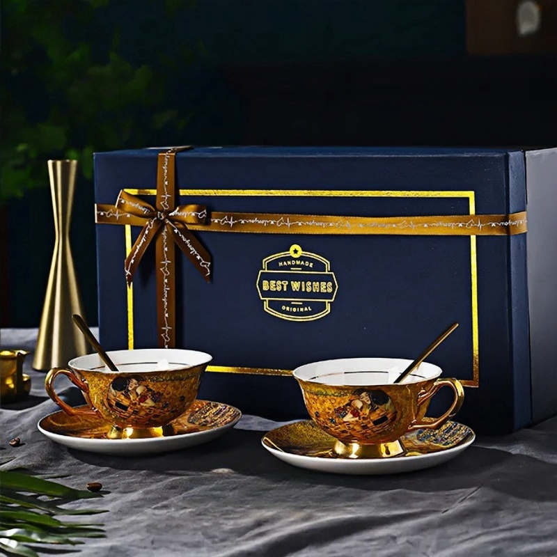Coffee Tea Games - Kaffeeset aus Knochenporzellan im königlichen Barockstil