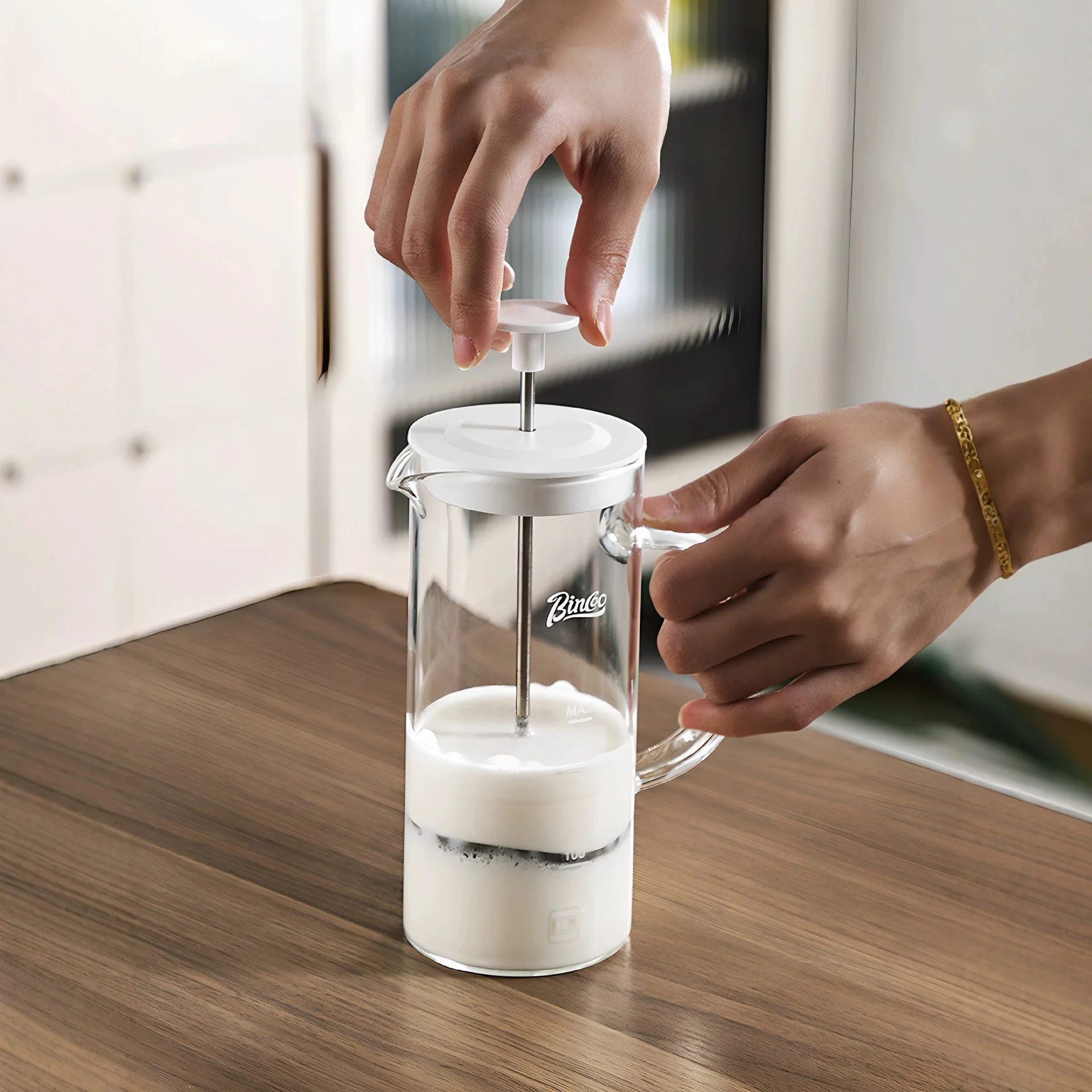 French Press Coffee & Tea - 550ml Kaffee-French-Press-Kanne Haushaltsglas Handfilterkanne Milchaufschäumer Küchen-Kaffeefilter-Zubehör