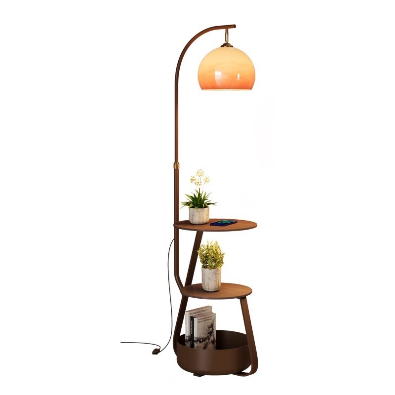 Stehlampe, antiker Nachttisch  – Coffee & Tea Ken'S House Bewertung und Preis